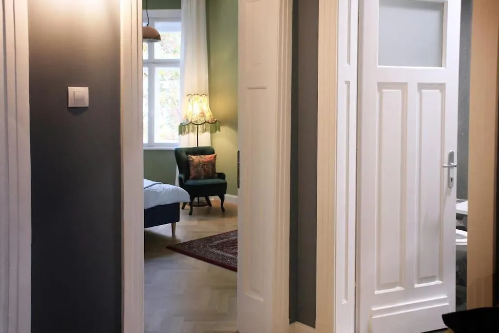*Citadel* 2Br - City Center 소피아